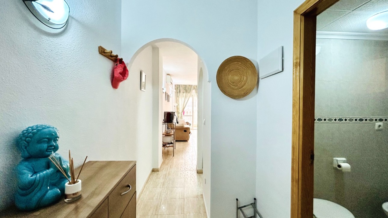 Resale - Apartment - Torrevieja - Centro