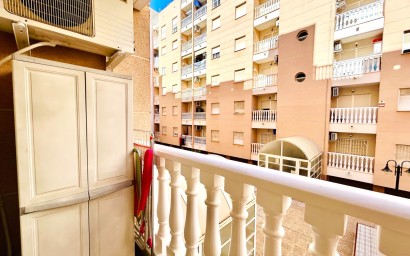 Resale - Apartment - Torrevieja - Centro