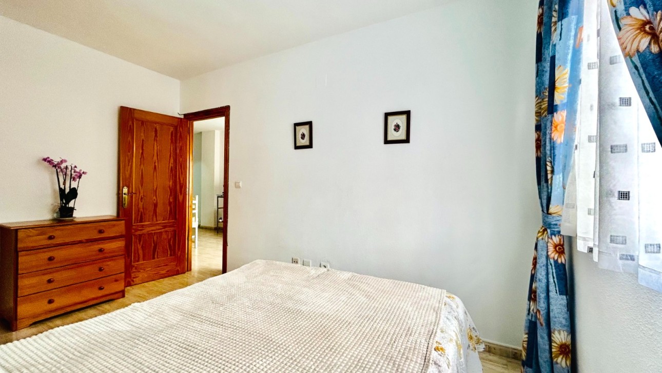 Resale - Apartment - Torrevieja - Centro