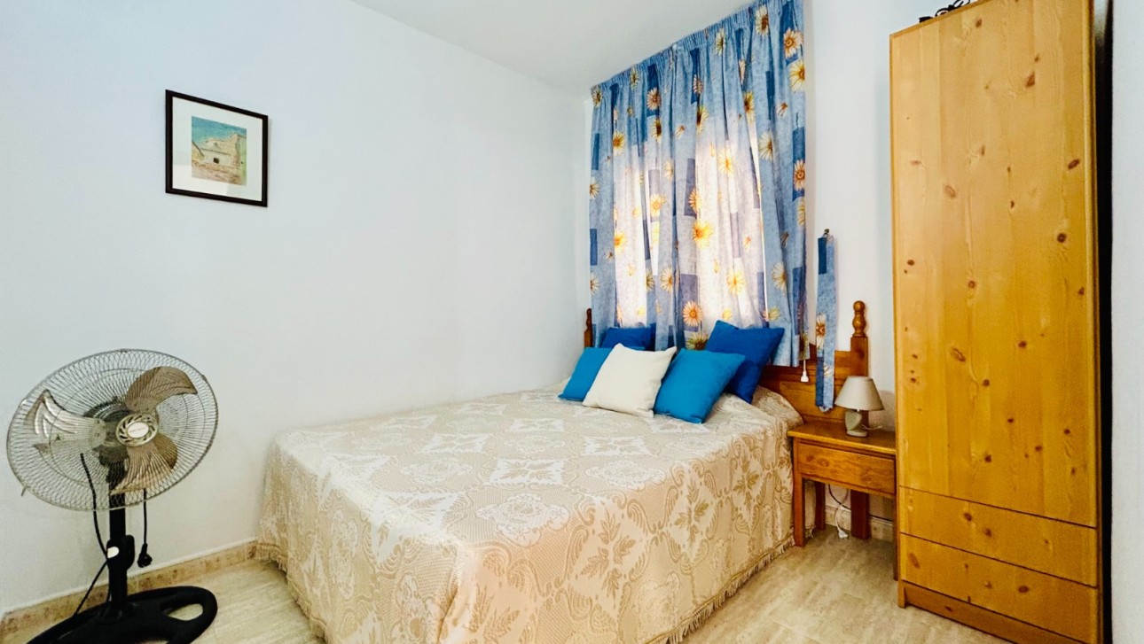 Resale - Apartment - Torrevieja - Centro