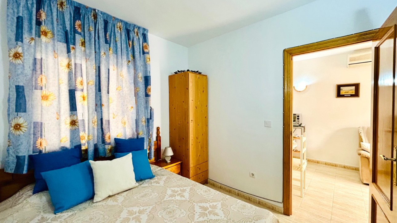 Resale - Apartment - Torrevieja - Centro