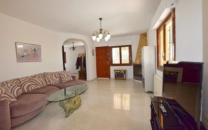 Resale - Villa - Orihuela Costa - Villamartin area