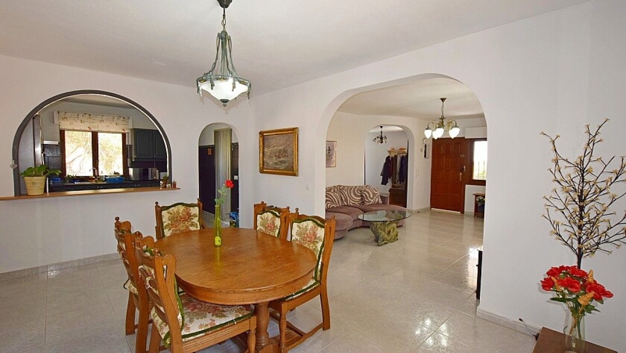 Resale - Villa - Orihuela Costa - Villamartin area