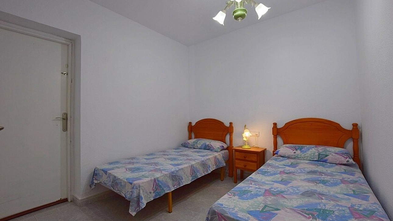 Resale - Villa - Orihuela Costa - Villamartin area