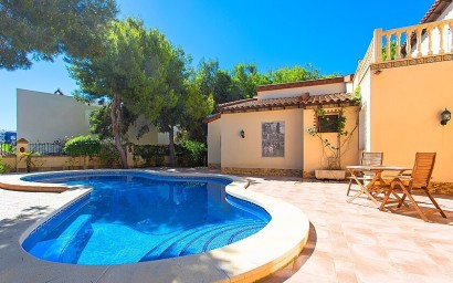 Resale - Villa - Punta Prima
