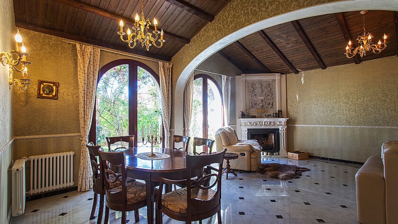 Resale - Villa - Punta Prima