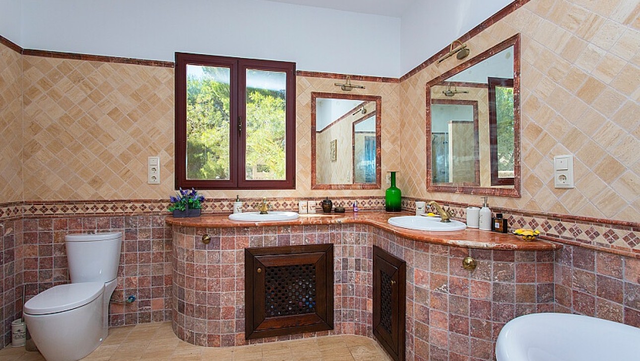 Resale - Villa - Punta Prima