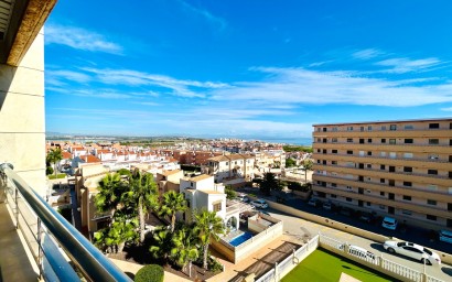 Resale - Apartment - La Mata - Torreblanca