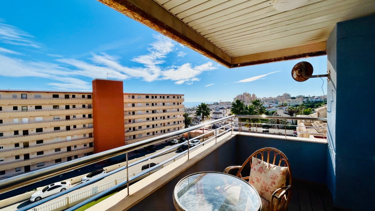 Resale - Apartment - La Mata - Torreblanca