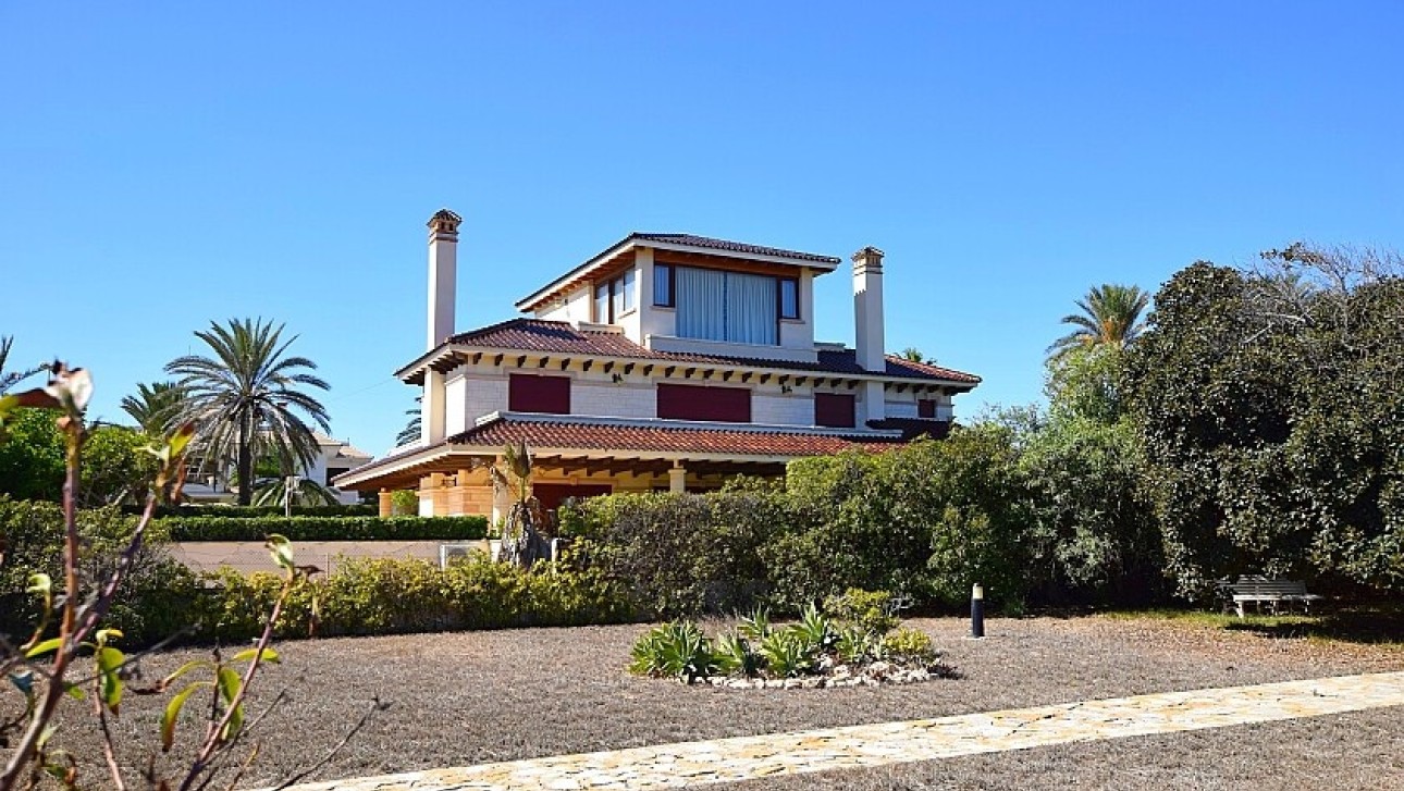 Resale - Villa - Orihuela Costa - Cabo Roig
