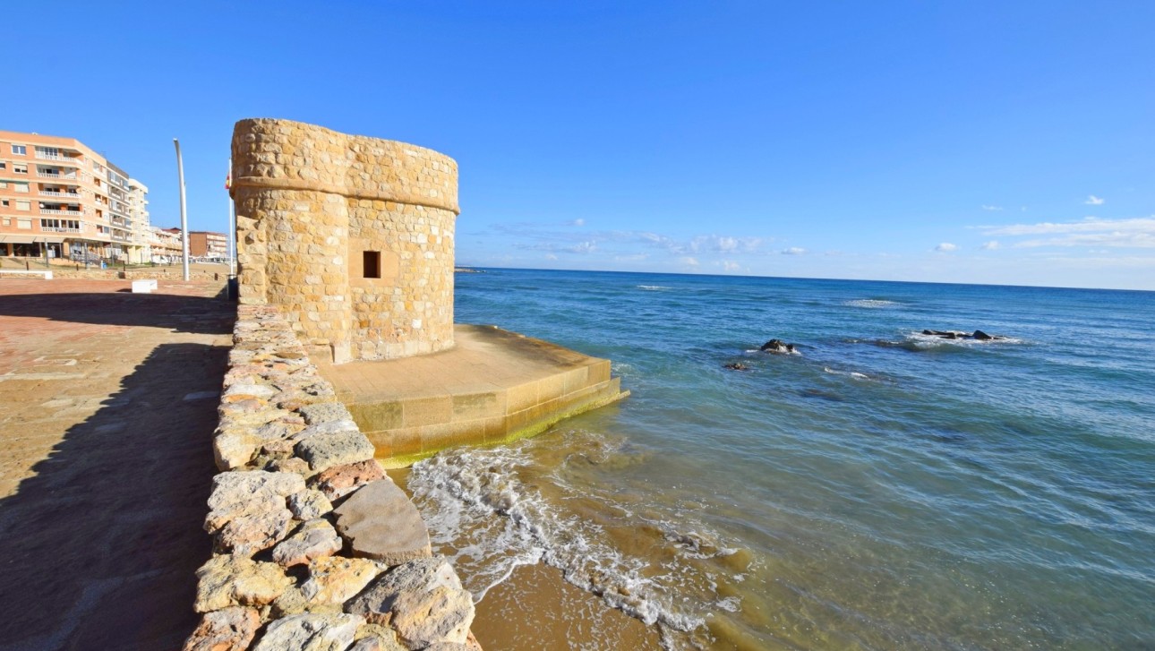 Revente - Villa - Torrevieja - Calas - norte ciudad