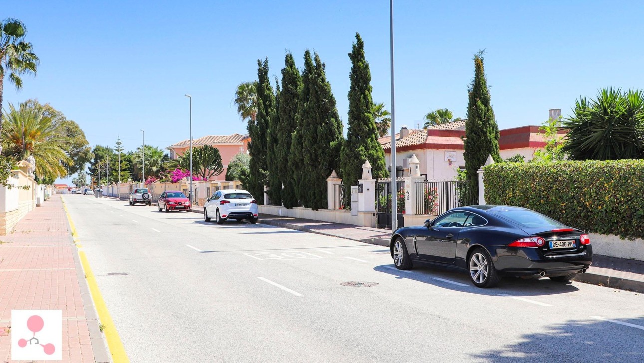 Новое здание - Villa - San Fulgencio - La Escuera