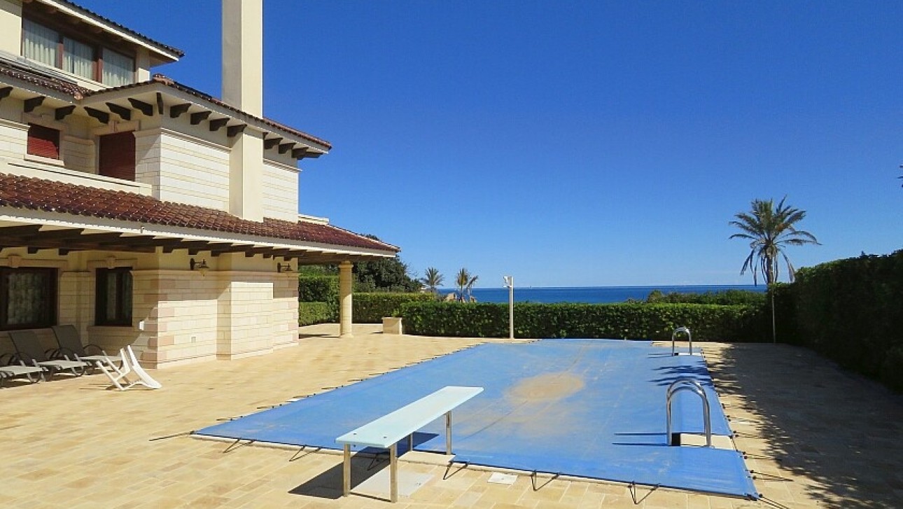 Resale - Villa - Orihuela Costa - Cabo Roig