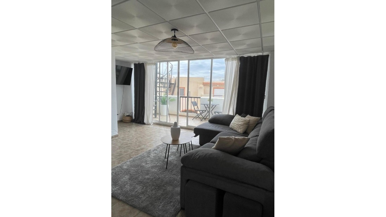 Odsprzedaż - Kamienica - Torrevieja - Playa de los Locos