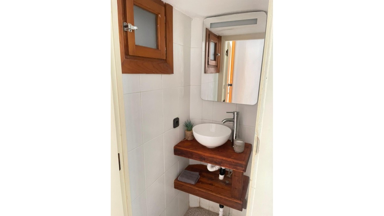 Odsprzedaż - Kamienica - Torrevieja - Playa de los Locos