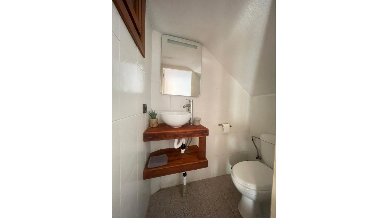 Odsprzedaż - Kamienica - Torrevieja - Playa de los Locos