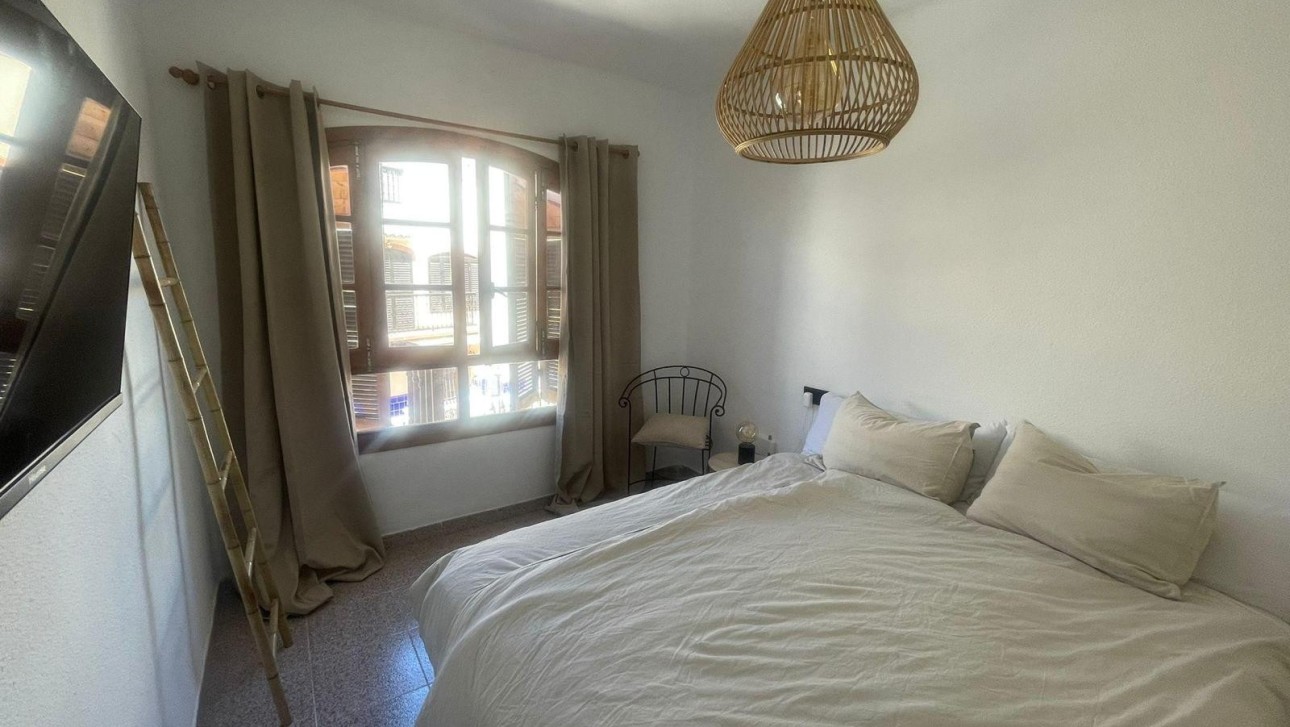 Odsprzedaż - Kamienica - Torrevieja - Playa de los Locos