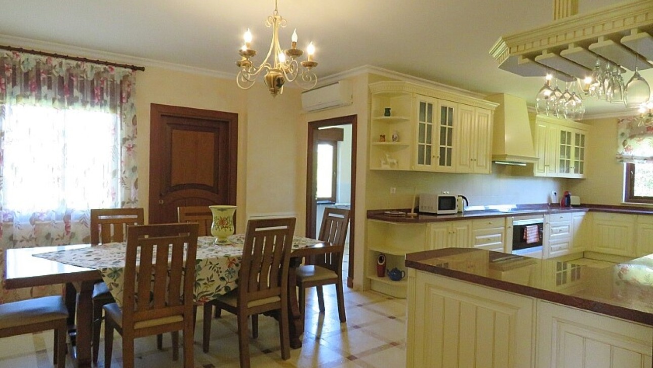 Resale - Villa - Orihuela Costa - Cabo Roig