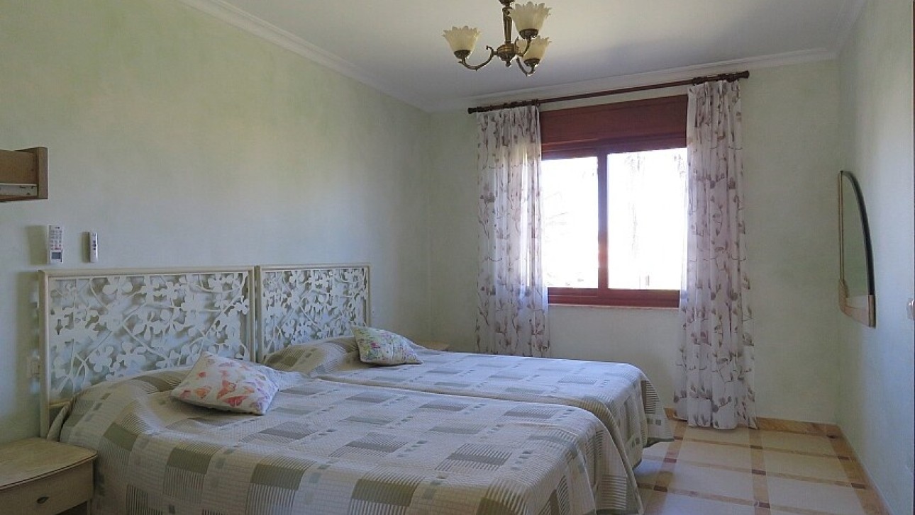 Resale - Villa - Orihuela Costa - Cabo Roig