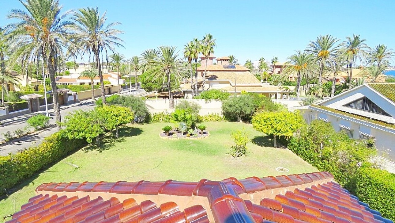 Resale - Villa - Orihuela Costa - Cabo Roig