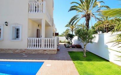 Resale - Villa - Orihuela Costa - Cabo Roig
