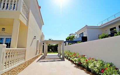 Resale - Villa - Orihuela Costa - Cabo Roig