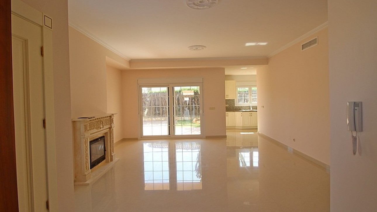 Resale - Villa - Orihuela Costa - Cabo Roig