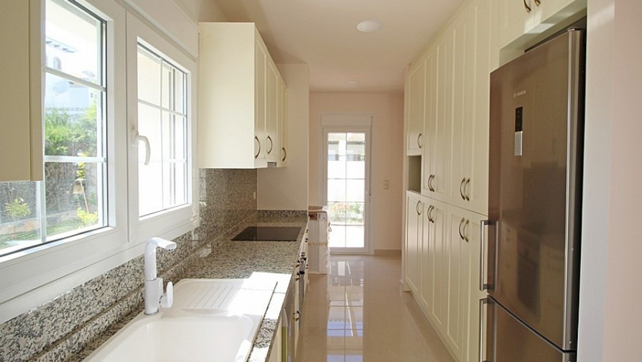 Resale - Villa - Orihuela Costa - Cabo Roig