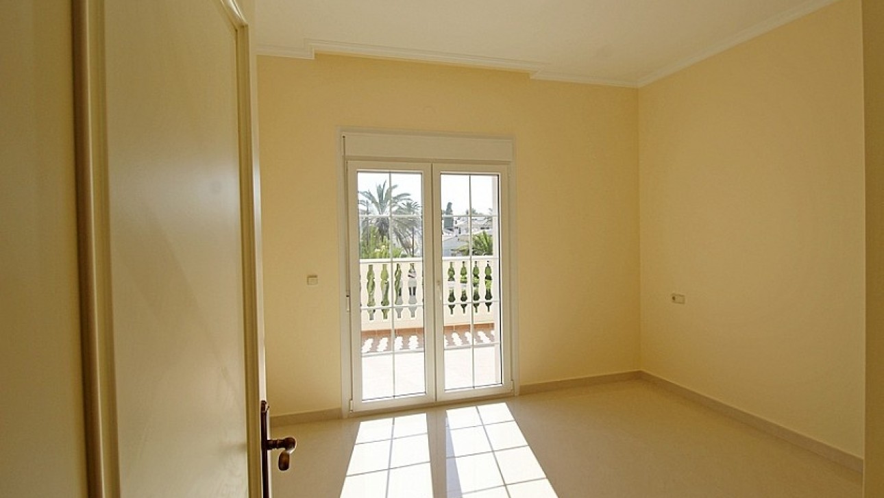 Resale - Villa - Orihuela Costa - Cabo Roig