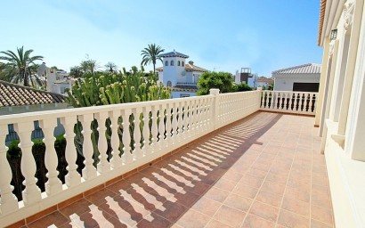 Resale - Villa - Orihuela Costa - Cabo Roig