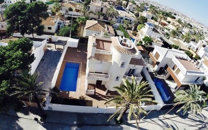 Resale - Villa - Orihuela Costa - Cabo Roig