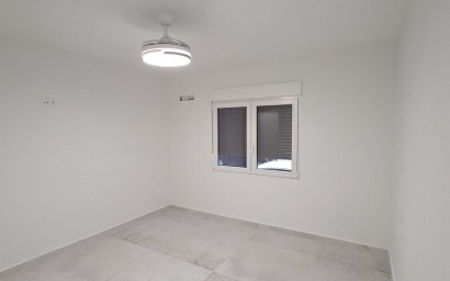 Herverkoop - Apartment - Torrevieja - Playa del Acequión