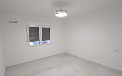 Herverkoop - Apartment - Torrevieja - Playa del Acequión