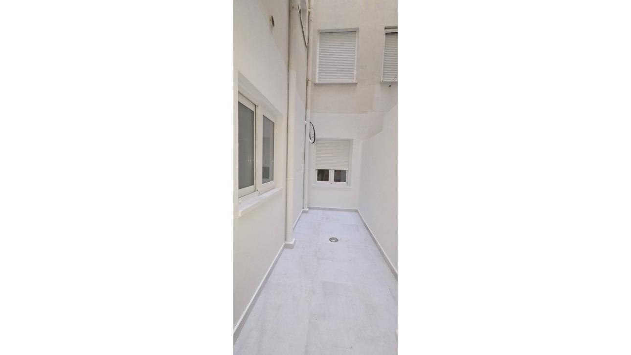 Herverkoop - Apartment - Torrevieja - Playa del Acequión