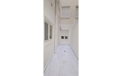 Herverkoop - Apartment - Torrevieja - Playa del Acequión