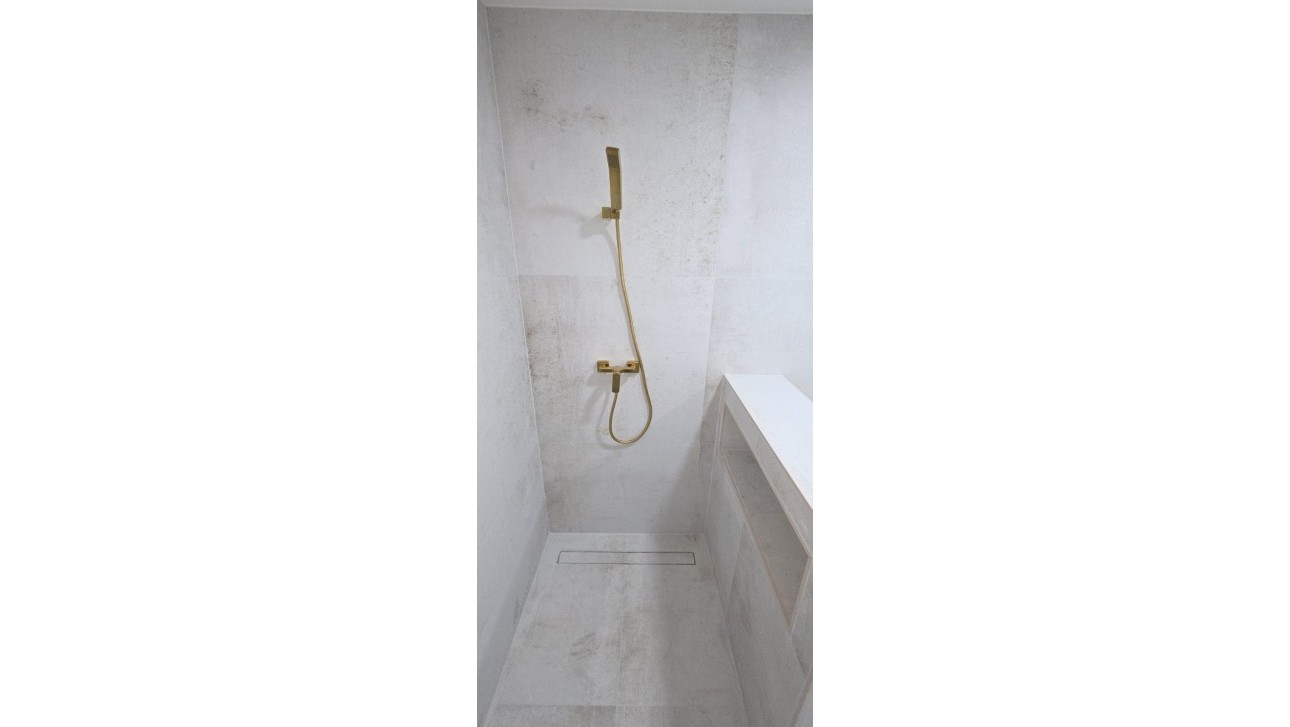 Herverkoop - Apartment - Torrevieja - Playa del Acequión