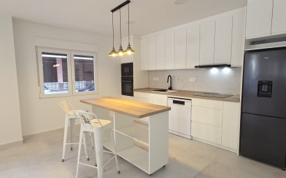 Herverkoop - Apartment - Torrevieja - Playa del Acequión