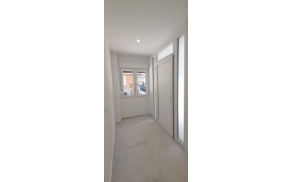 Herverkoop - Apartment - Torrevieja - Playa del Acequión