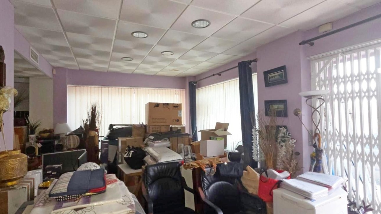 Resale - Commercial - Torrevieja - Calas - norte ciudad