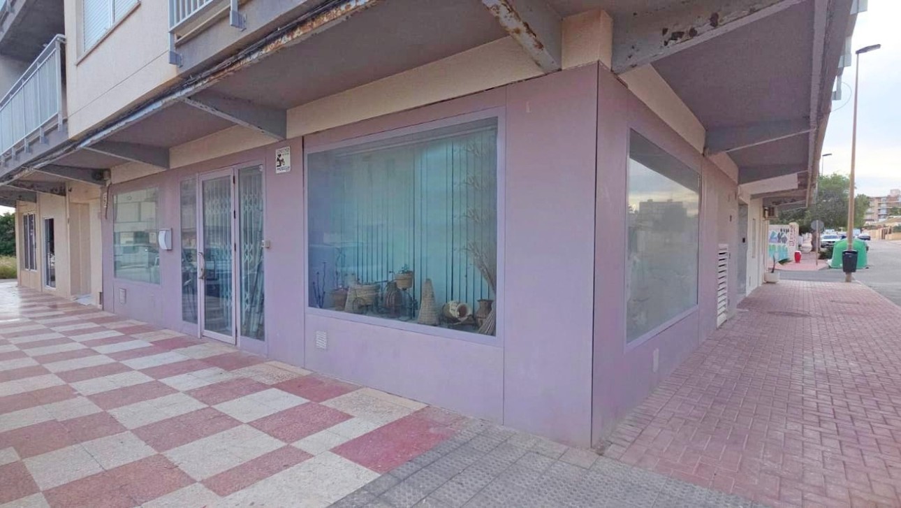 Resale - Commercial - Torrevieja - Calas - norte ciudad