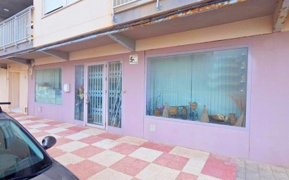 Resale - Commercial - Torrevieja - Calas - norte ciudad