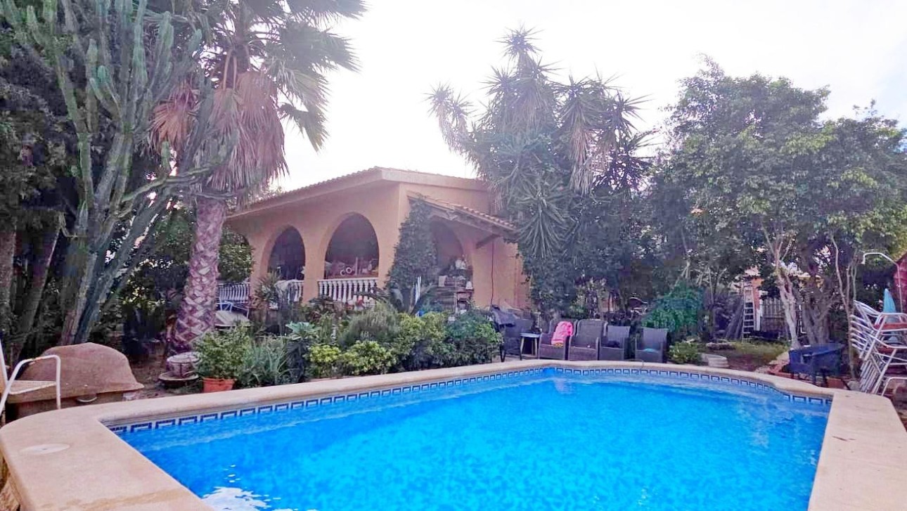 Reventa - Villa - Torrevieja - Calas - norte ciudad