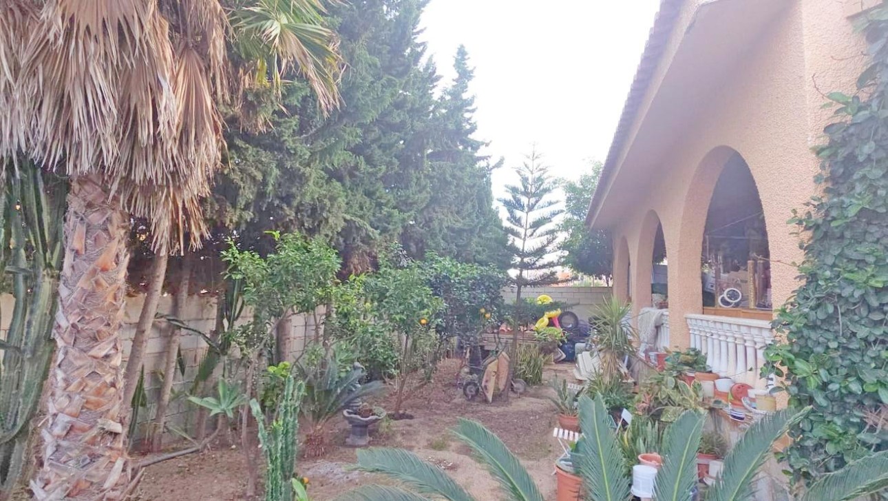 Reventa - Villa - Torrevieja - Calas - norte ciudad