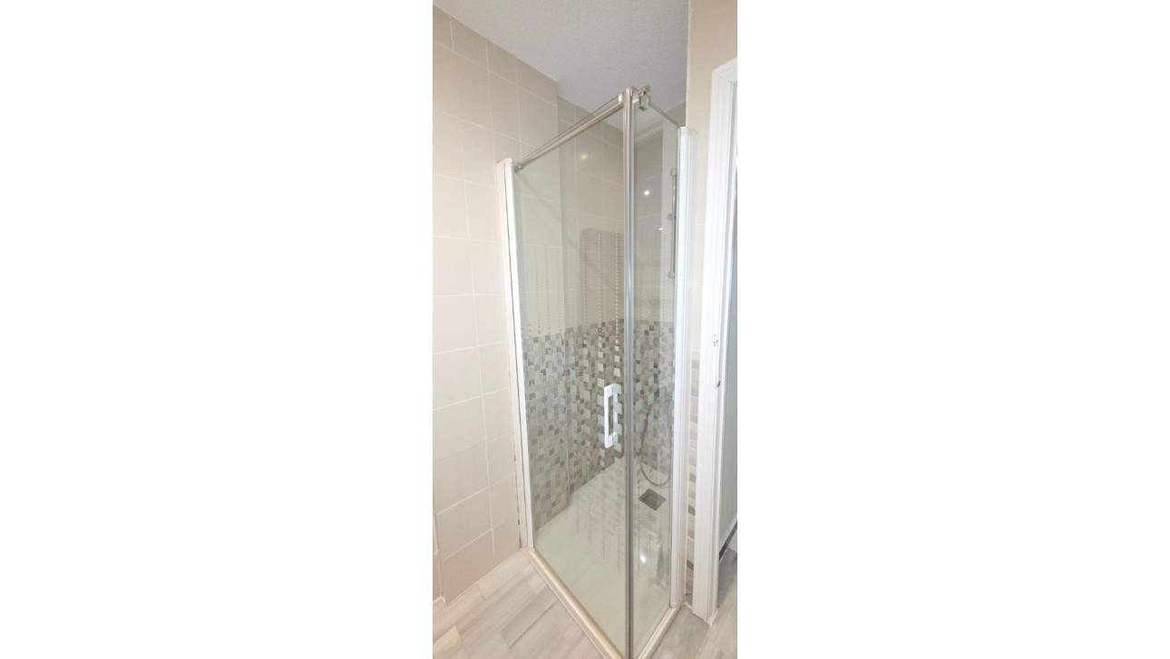 Odsprzedaż - Kamienica - La Mata