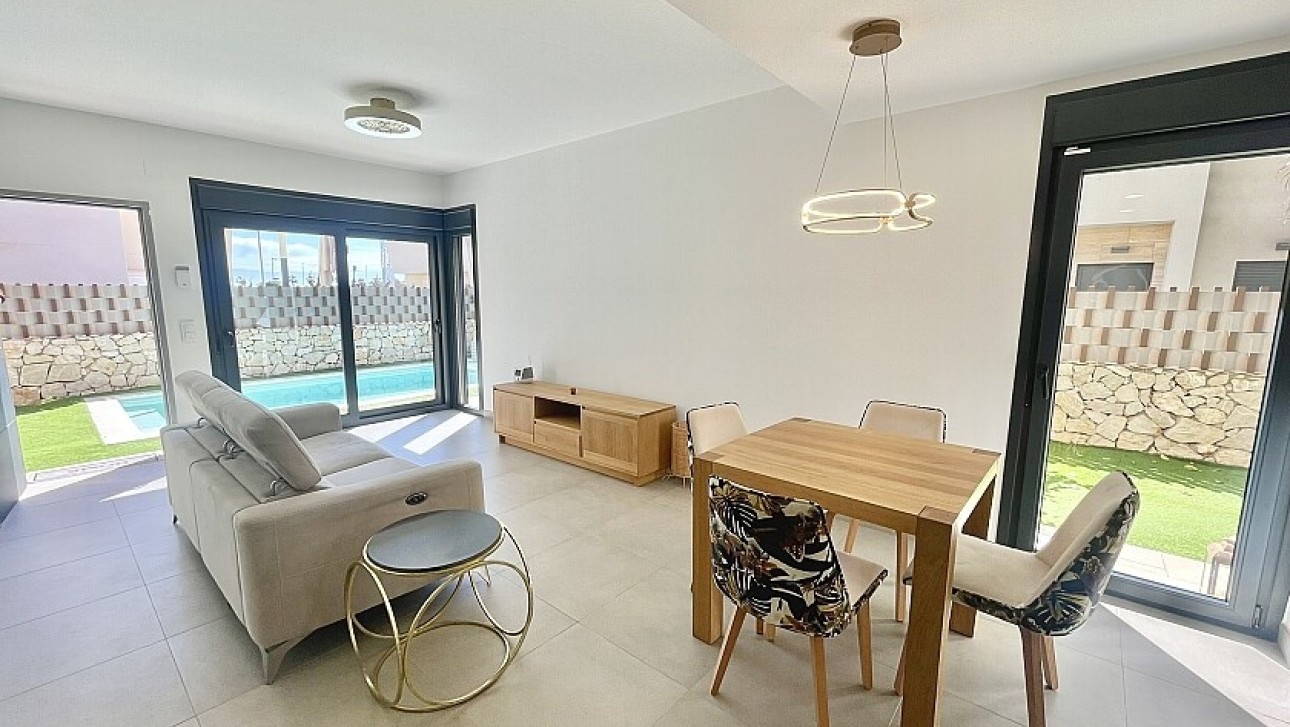 Resale - Luxury villa - Pilar de la Horadada - Las Higuericas