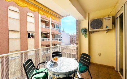 Resale - Apartment - Torrevieja - Playa del Cura
