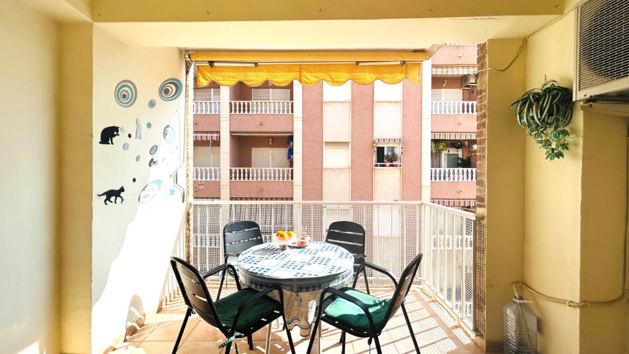 Resale - Apartment - Torrevieja - Playa del Cura