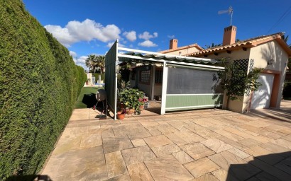 Resale - Villa - Cabo Roig