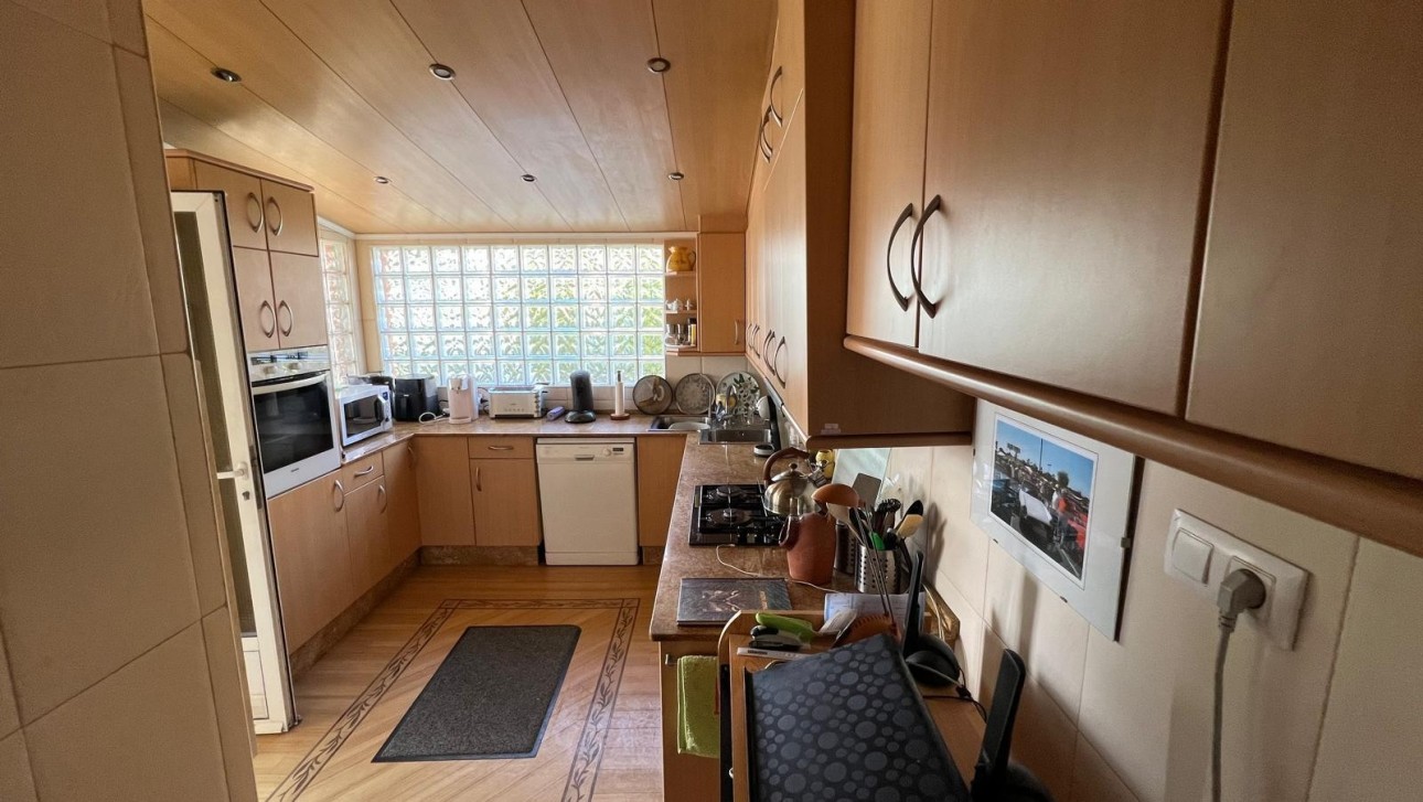 Resale - Villa - Cabo Roig