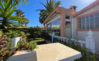 Resale - Villa - Cabo Roig